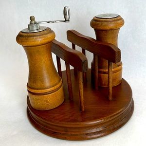Vintage Wood Napkin Holder & Salt n Pepper Shakers